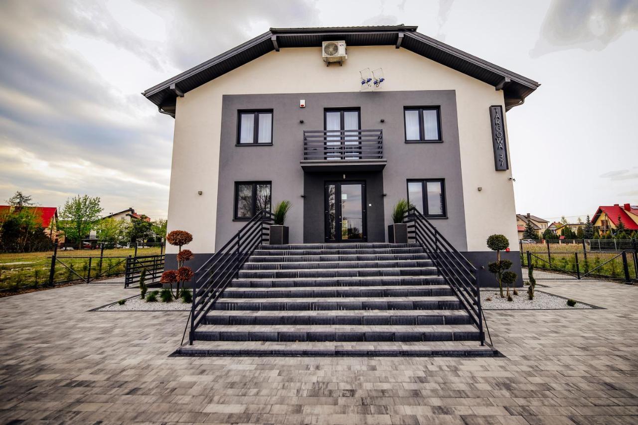 Bed and Breakfast Targowa37 Унеюв Экстерьер фото